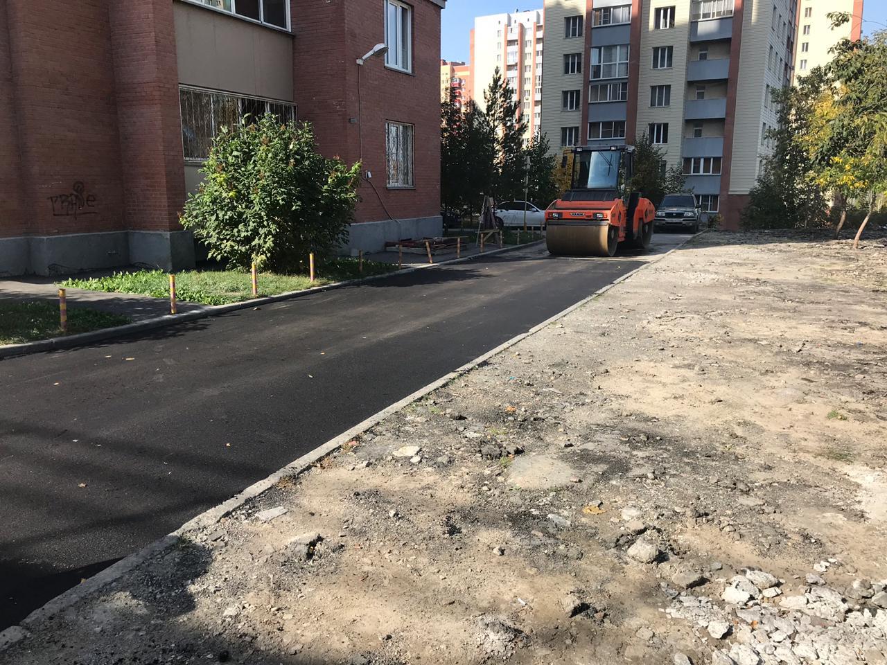 Пример Асфальтирование дороги на бетонное основание. 3000 м2 в Новосибирске 